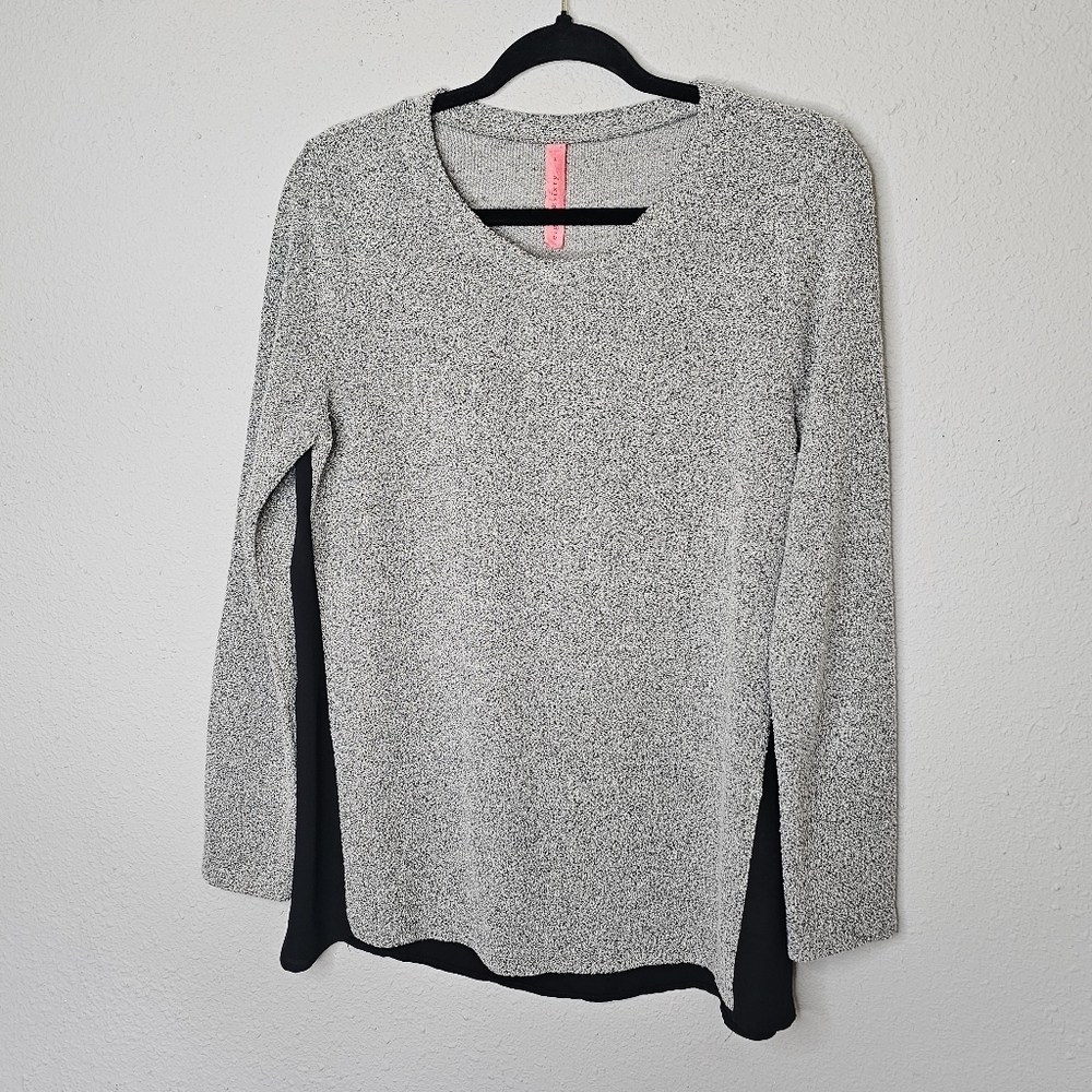 Eight Sixty Gray Black Textured Sweater Tunic Womens L Large Sheer Back Hi Low